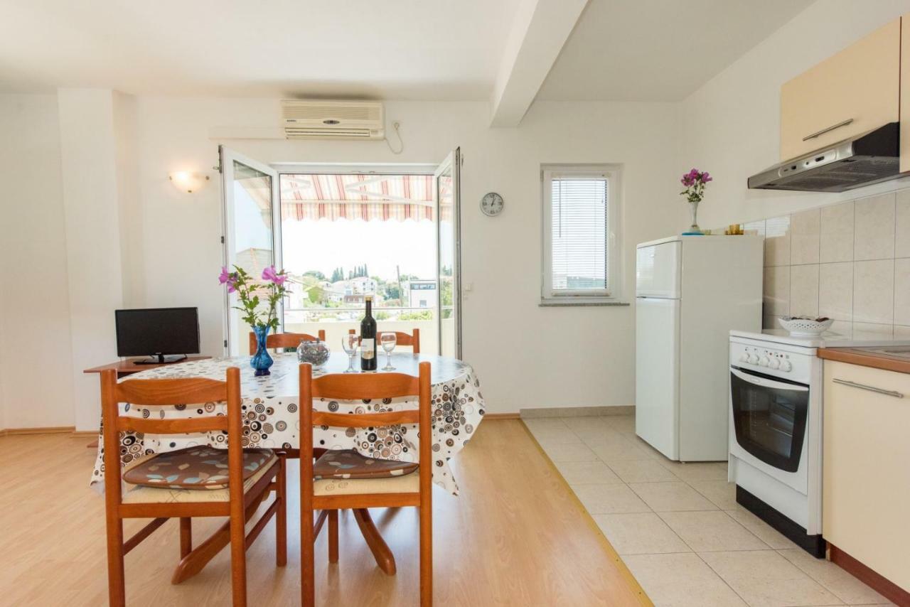 Apartments Maco بيتريتْشاني المظهر الخارجي الصورة
