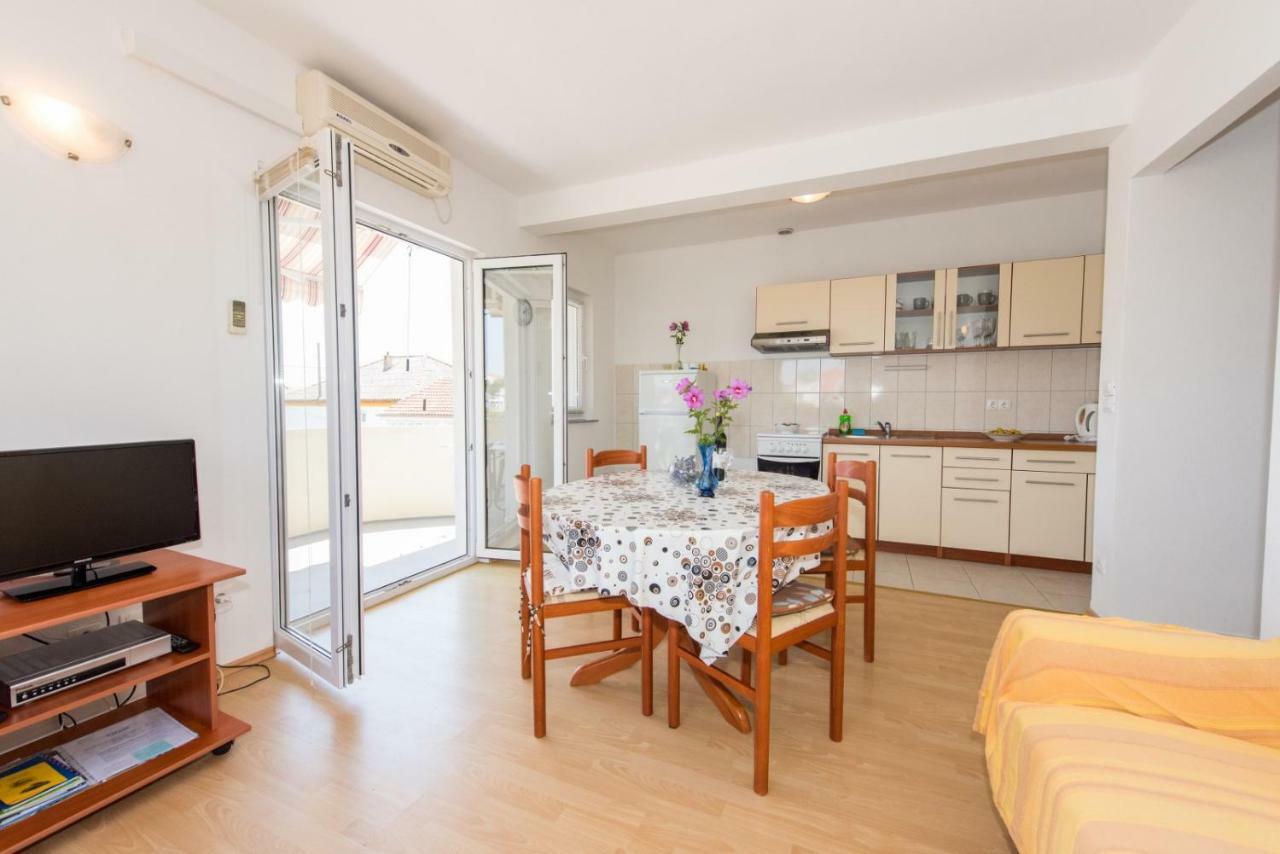 Apartments Maco بيتريتْشاني المظهر الخارجي الصورة