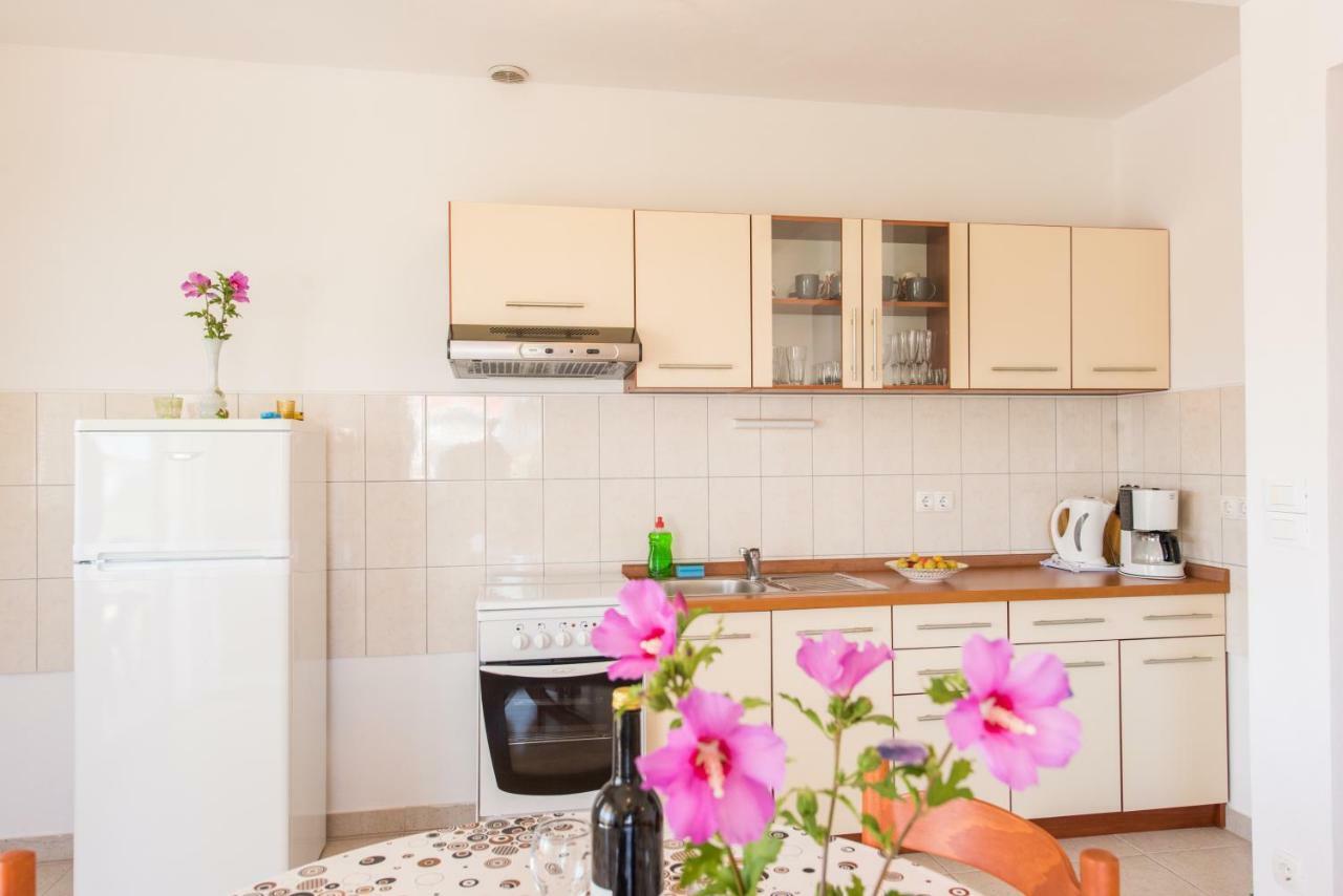 Apartments Maco بيتريتْشاني المظهر الخارجي الصورة